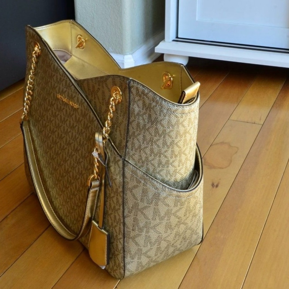 Michael Kors Beige Logo Tote with Gold Chain Straps - Picture 4 of 9